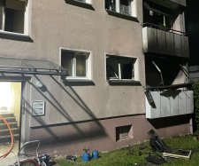 Sieben Verletzte bei Brand in Wohnhaus