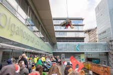 Nikolaus-Aktion der Höhenrettung am Olgahospital – Klinikum Stuttgart