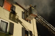 2. Alarm / Wohnungsbrand,  Bad Cannstatt, Essener Straße