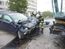 Verkehrsunfall 1, Feuerbach, Auerbachbrücke